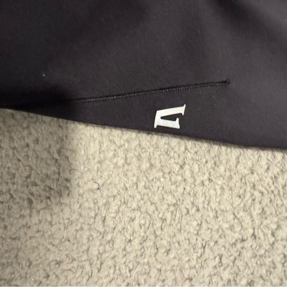 Vuori Evolve Legging Women's Uplift™ Legging Color Black Size XS - Picture 6 of 8